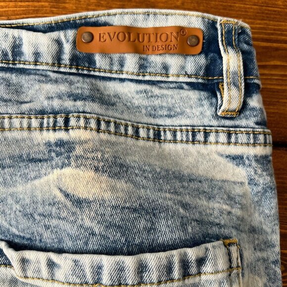 Evolution in Design Jean shorts mens size 40 Acid Wash Distressed cutoff Bermuda - Picture 9 of 12